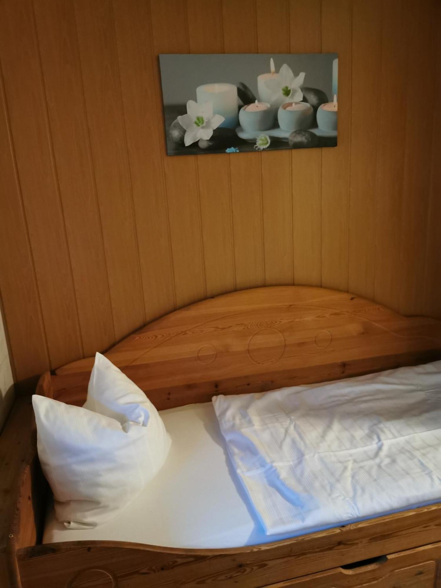 See Lord Hotel Kaiserslautern Værelse billede