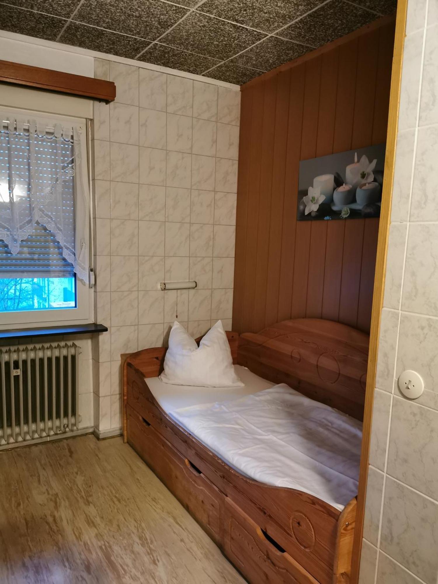 See Lord Hotel Kaiserslautern Værelse billede