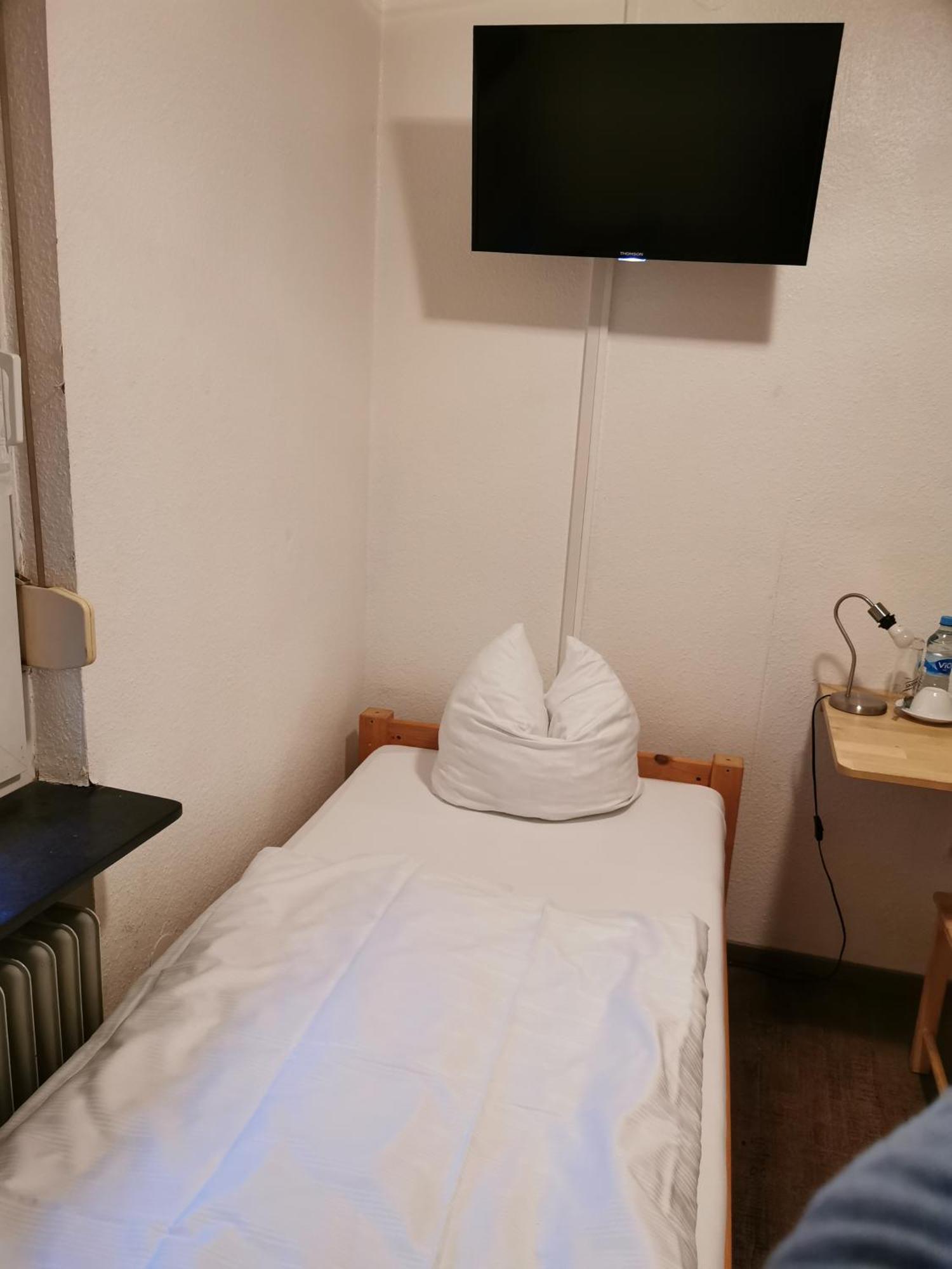 See Lord Hotel Kaiserslautern Værelse billede